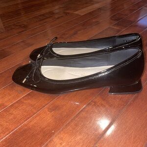 NWOT Clarks Black Patent Leather Bow Square-Toe Flats- 10W